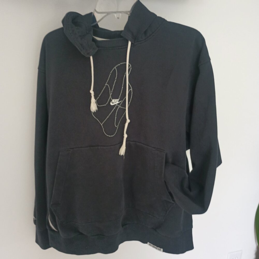Nike Standard Issue Men's Dri Fit Basketball Pullover Hoodie Sweatshirt DQ6103